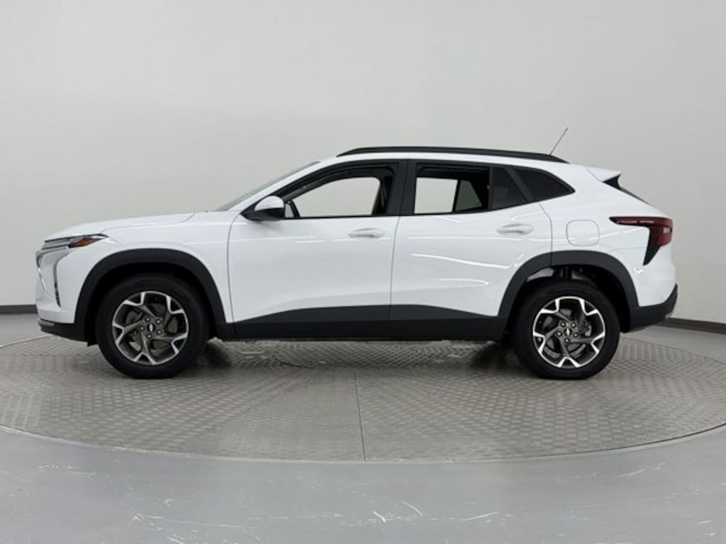Used 2026 Chevrolet Trax LT SUV
