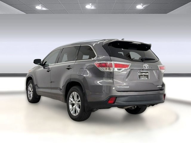 2015 Toyota Highlander XLE photo 2