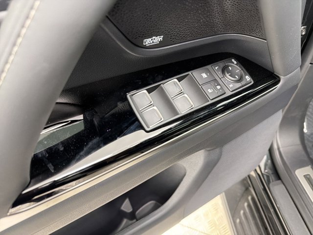 2026 Lexus LX 700h Luxury - Photo 12