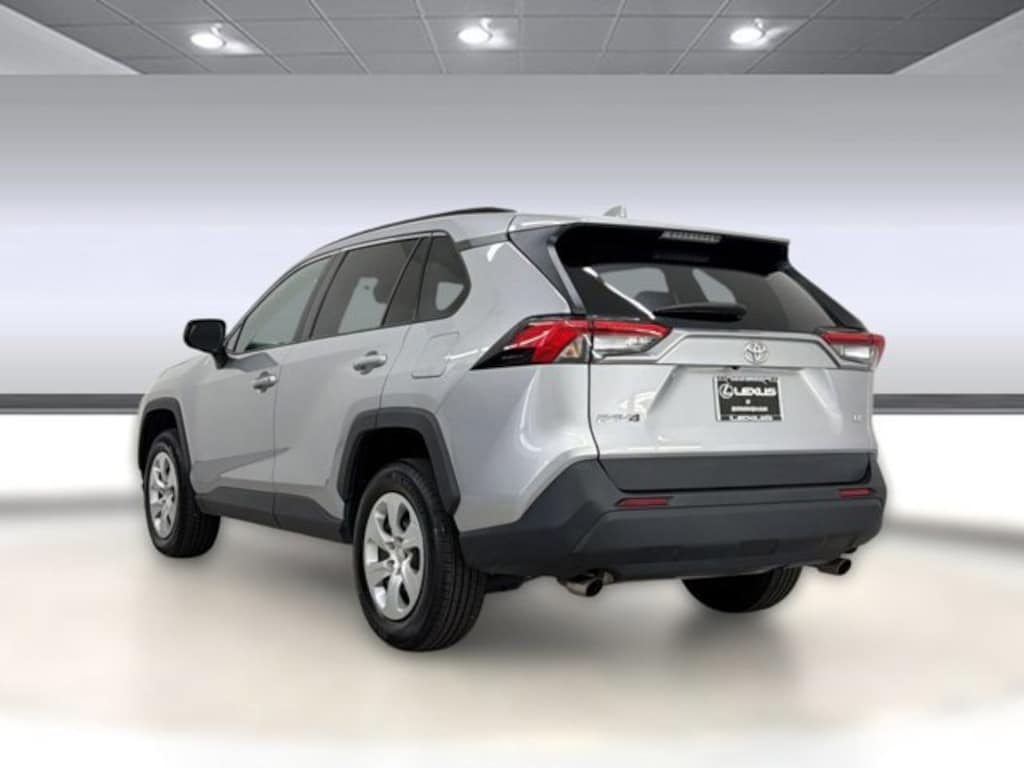 Used 2021 Toyota RAV4 LE SUV