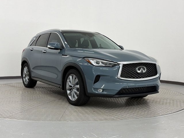 QX50 ESSENTIAL SUV