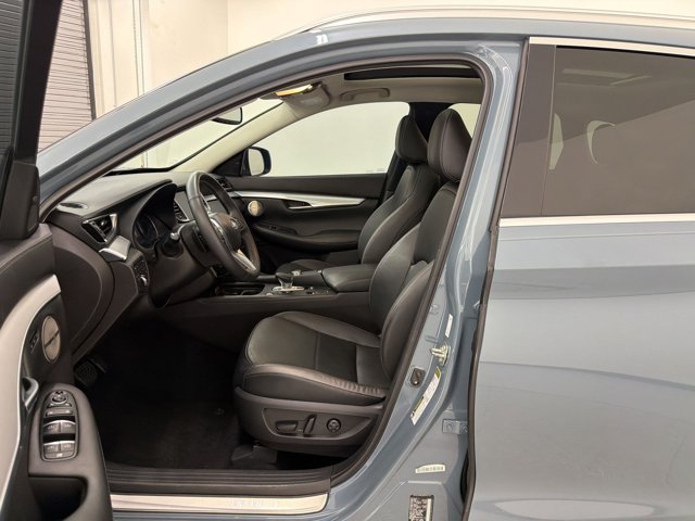 QX50 ESSENTIAL SUV