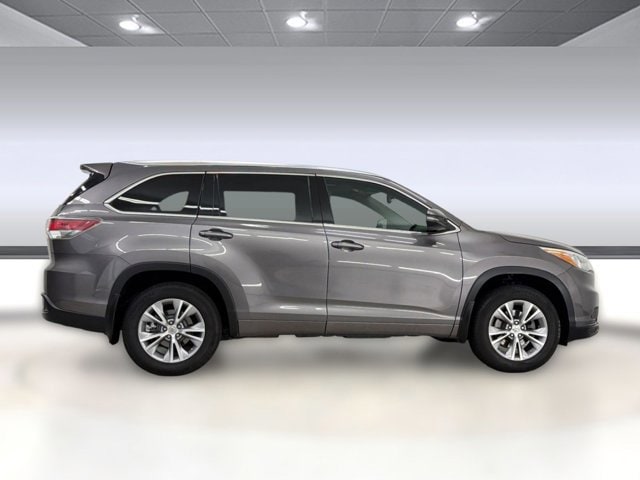 2015 Toyota Highlander XLE photo 3