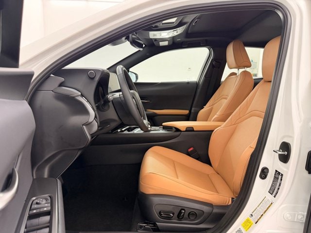 UX 300h UX 300h Premium SUV