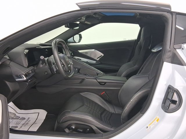 2020 Chevrolet Corvette 2LT photo 4