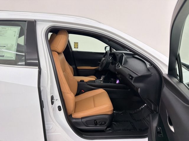 2026 Lexus UX Hybrid 300h Premium - Photo 28