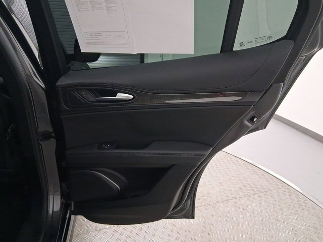 2023 Alfa Romeo Stelvio Quadrifoglio - Photo 34