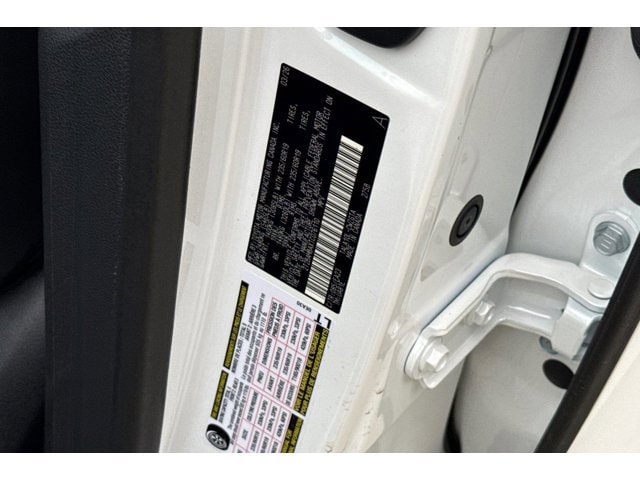 2026 Lexus RX 350 - Photo 21