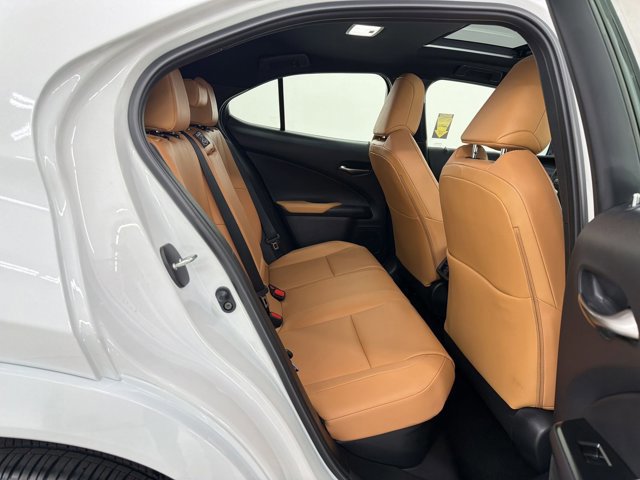 2026 Lexus UX Hybrid 300h Premium - Photo 27