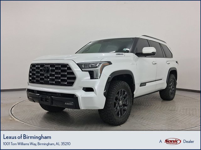 2024 Toyota Sequoia Platinum's photo