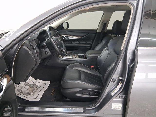 2018 Infiniti Q70L 3.7 Luxe photo 4