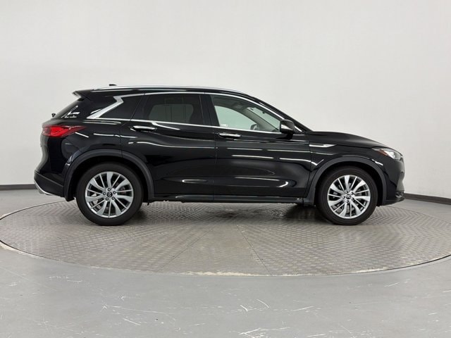 QX50 LUXE SUV
