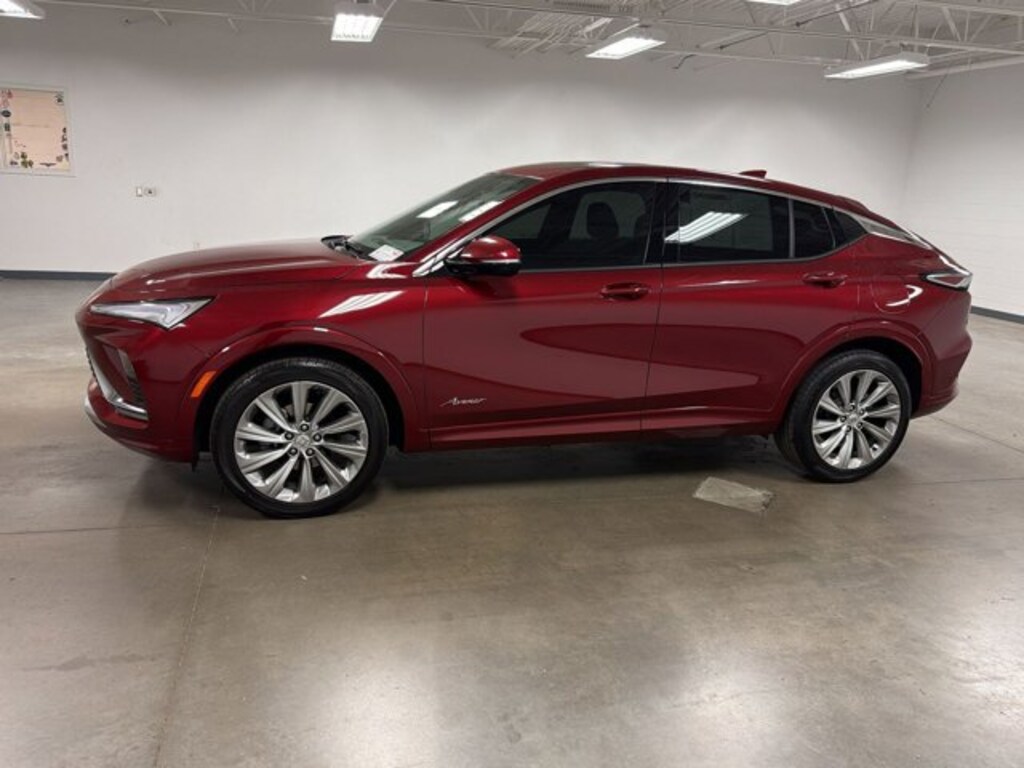 Used 2025 Buick Envista Avenir SUV