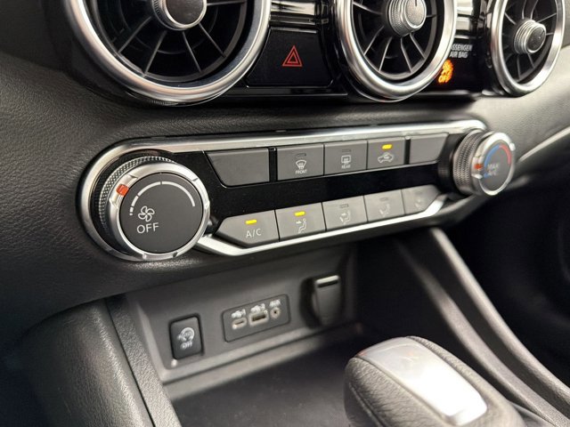 2025 Nissan Sentra SV - Photo 17