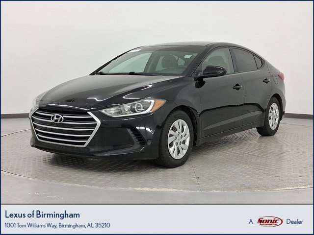 2017 Hyundai Elantra SE's photo