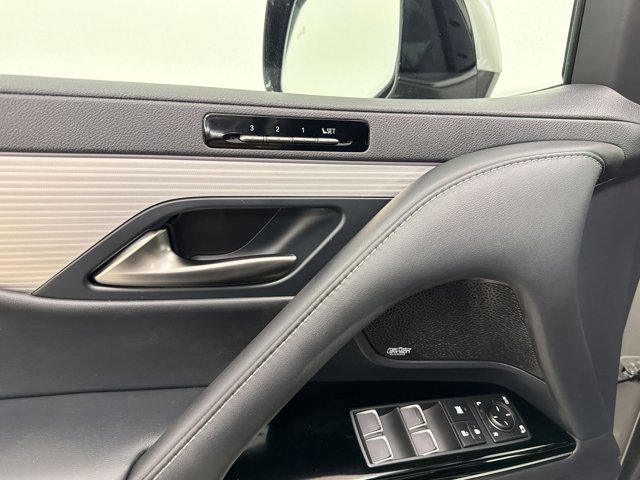 2026 Lexus LX 700h F-Sport - Photo 28