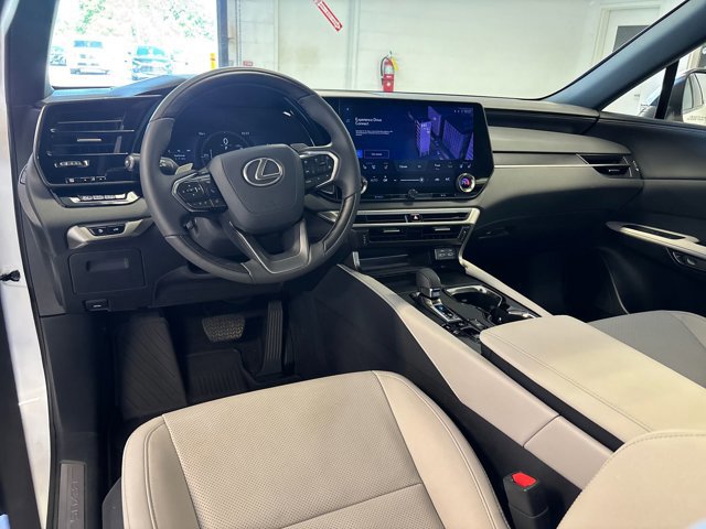 2025 Lexus RX 350h Premium photo 4