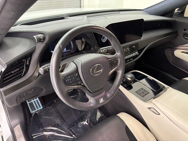 LS 500 LS 500 F SPORT Sedan