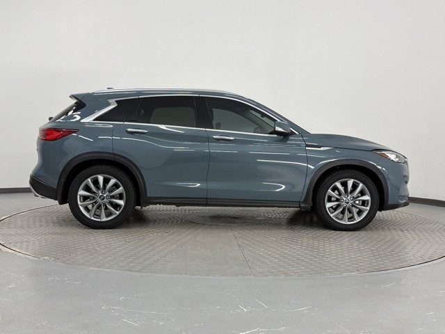 QX50 ESSENTIAL SUV