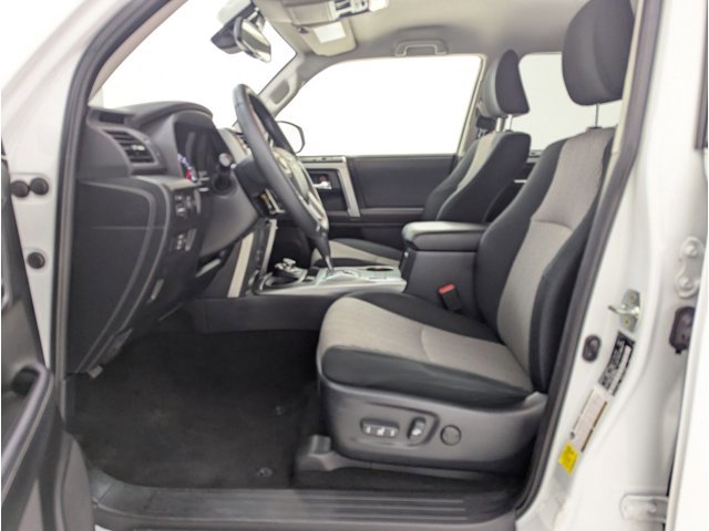 2024 Toyota 4Runner SR5 photo 3