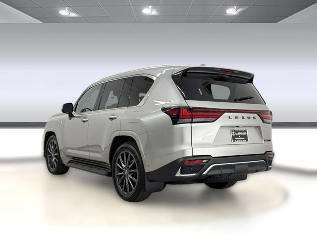 2026 Lexus LX 700h F-Sport - Photo 3