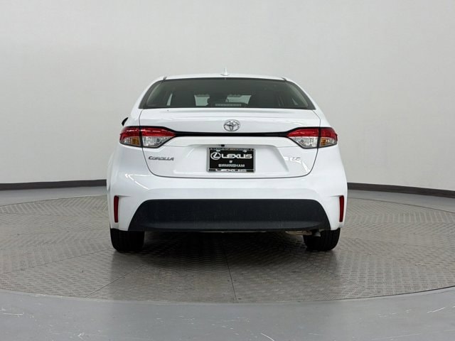 2025 Toyota Corolla LE - Photo 10