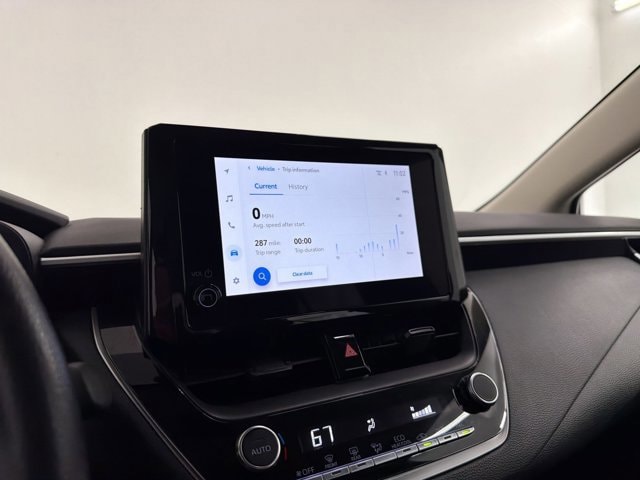2025 Toyota Corolla LE - Photo 22