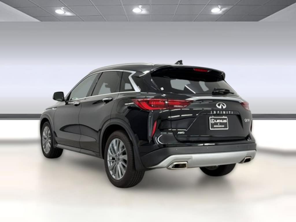 Used 2023 INFINITI QX50 LUXE SUV