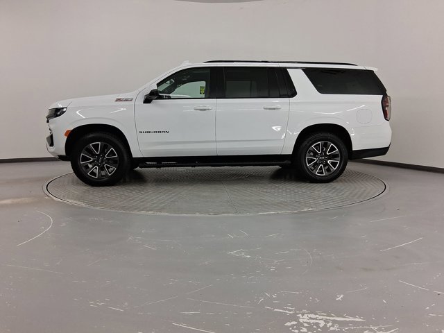 2021 Chevrolet Suburban Z71 photo 2
