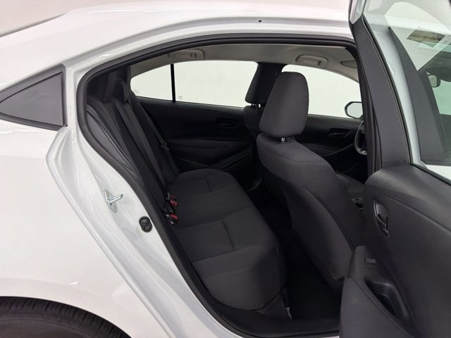 2025 Toyota Corolla LE - Photo 26
