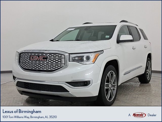2019 GMC Acadia Denali's photo