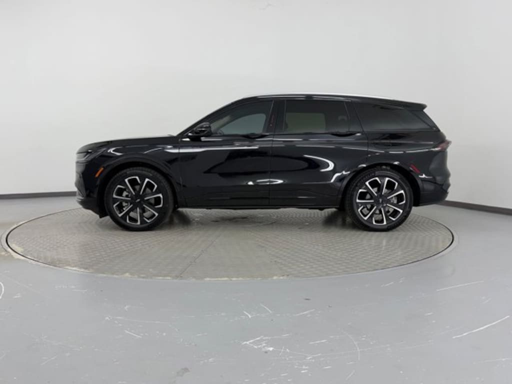 Used 2025 Lincoln Nautilus Reserve SUV