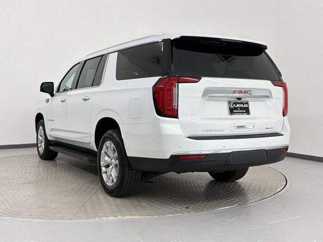 2024 GMC Yukon XL SLT photo 2