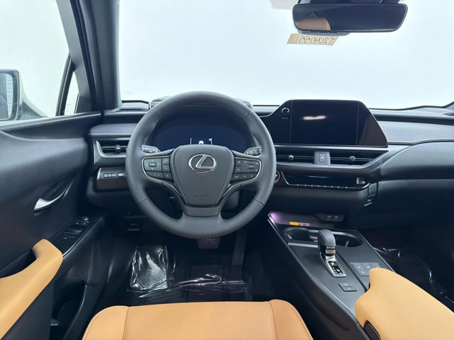 2026 Lexus UX Hybrid 300h Premium - Photo 26