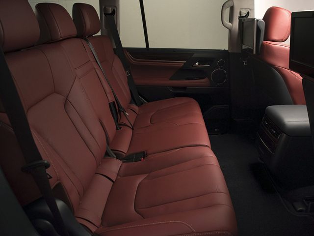 Lexus LX interior