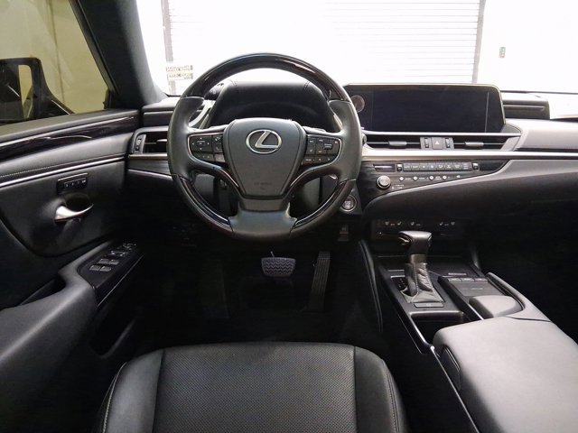 2021 Lexus ES 350 photo 4