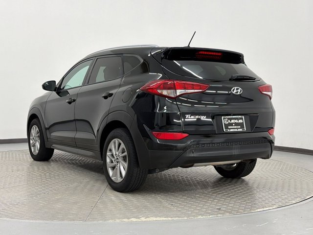 Tucson SE SUV