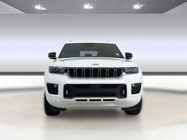 2023 Jeep Grand Cherokee Overland photo 5