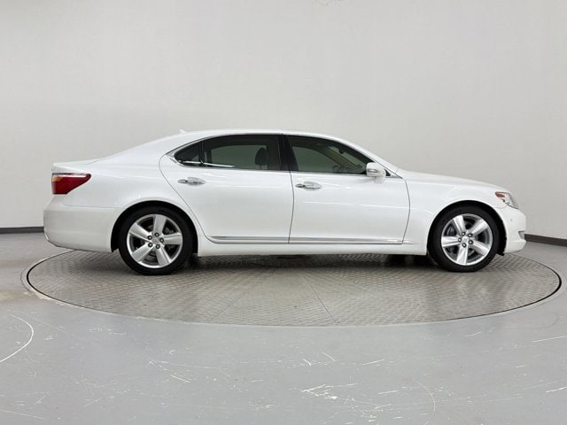 2012 LEXUS LS 460 L photo 3