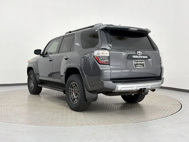 2019 Toyota 4Runner TRD Off Road photo 2