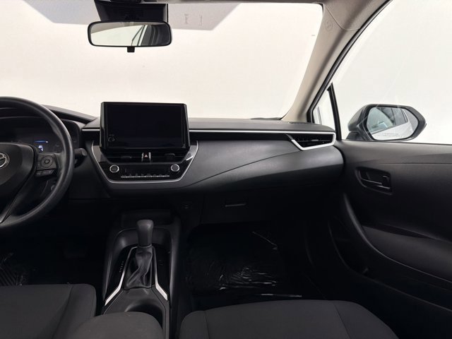 2025 Toyota Corolla LE - Photo 25