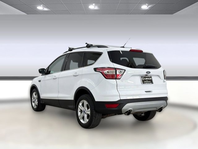 2018 Ford Escape SE photo 2