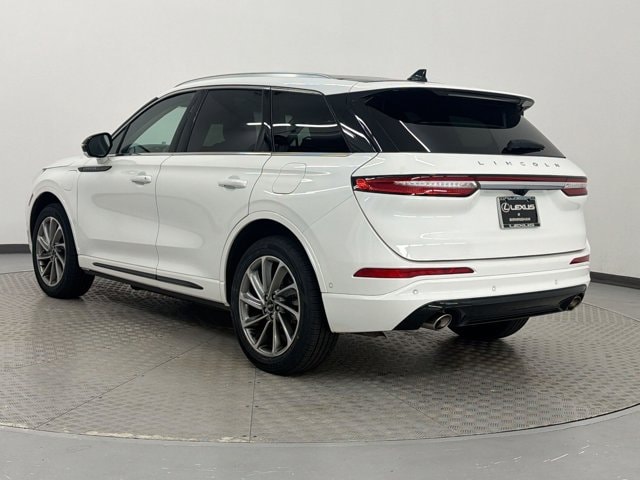 Corsair Grand Touring SUV
