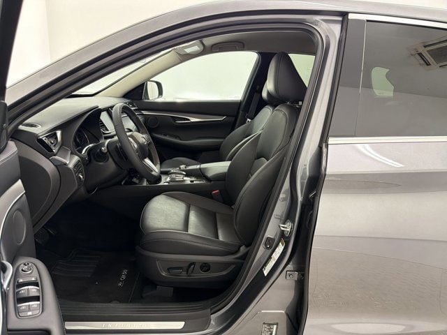 2023 INFINITI QX50 PURE photo 4