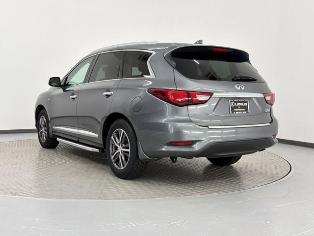2017 Infiniti QX60 FWD photo 3