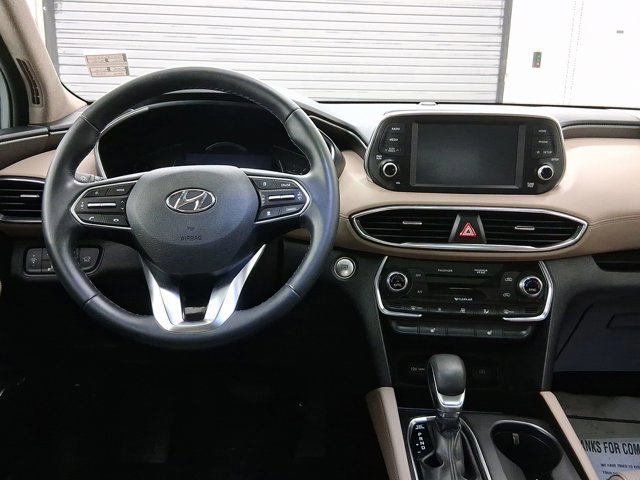 2020 Hyundai Santa Fe SEL photo 3