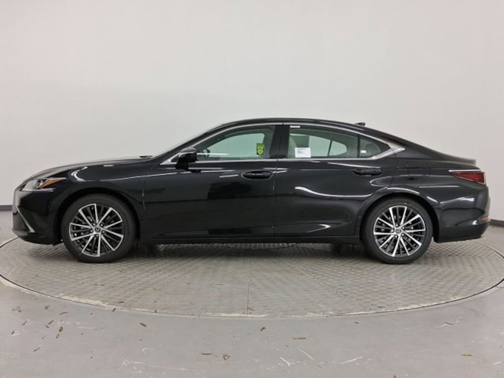 New 2025 Lexus ES 350 4-DOOR SEDAN