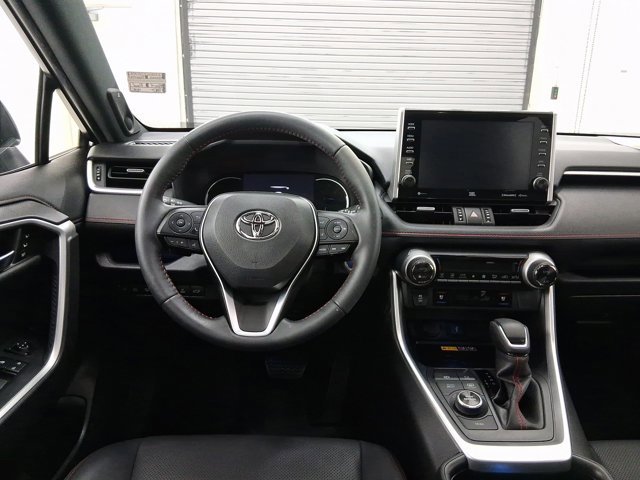 2022 Toyota RAV4 Prime XSE Premium photo 4