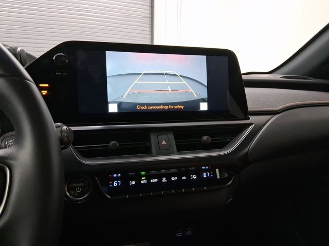 2024 Lexus UX 250h Premium - Photo 24