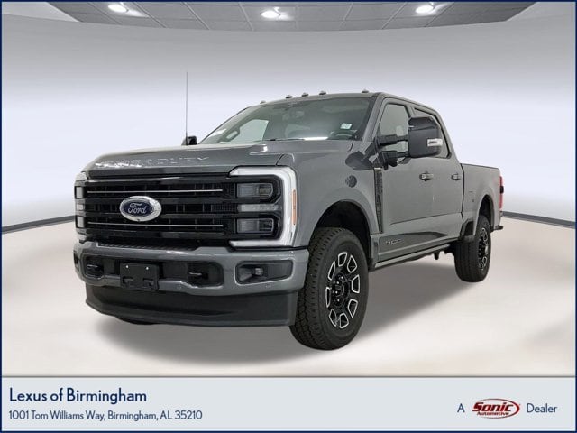 2025 Ford F-250 Super Duty Platinum's photo